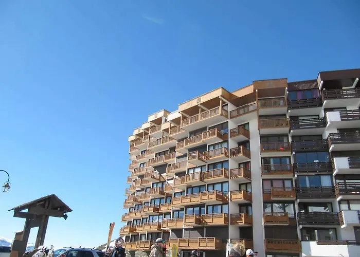 - Appt 6 Pers Rénové, 2 Chambres, Wifi, Loc. à Skis, Proche Pistes - Fr-1-637-28 *